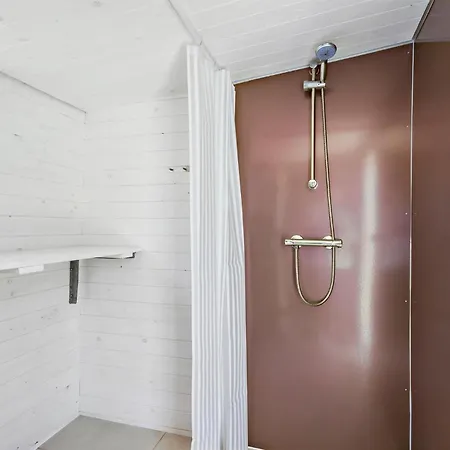 Ferienhaus Atemberaubendes Haus Mit 2 *